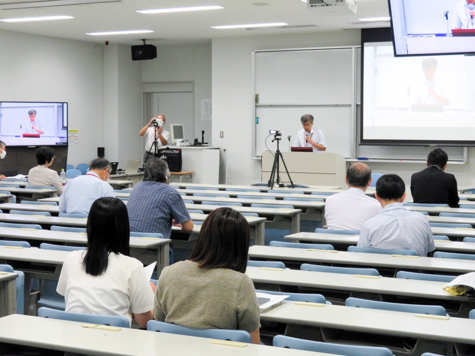 【薬学科】室内環境学会九州支部 特別講演会が行われました