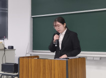 【大学院】修士論文公開試問会及び博士・修士論文中間発表会が行われました。