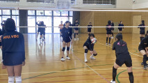 【女子バレーボール部】地域貢献活動②「佐世保市部活動地域展開実証事業　中学校女子バレーボール部合同練習会」を開催！