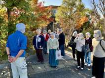 ②食用きのこ栽培工場 見学研修