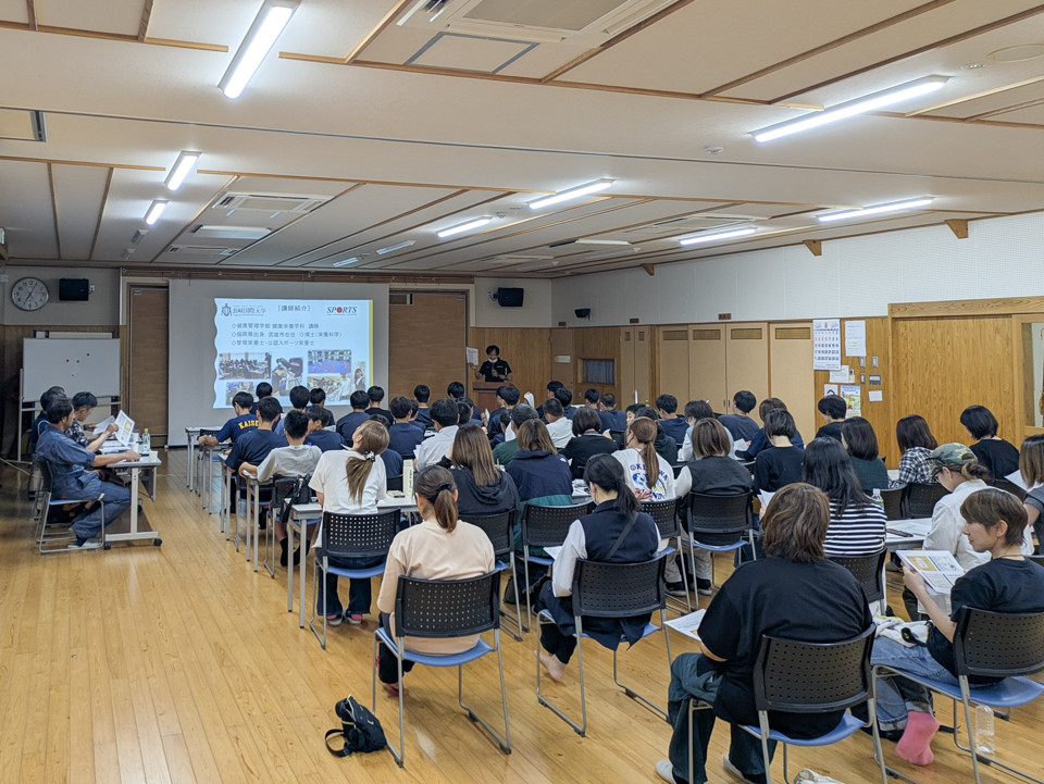 【健康栄養学科】中学硬式野球クラブチームに所属する選手および保護者へのスポーツ栄養講話の実施