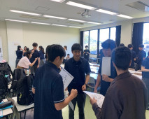 ミャンマー版ジャンケン