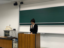 陰　依含
