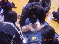 【学生生活】AED講習会を開催しました。