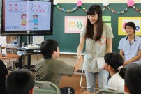 【異文化理解教室】長崎市立尾戸小学校でNIU異文化理解教室を行いました。