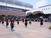 【エイサーサークル】平戸市で組踊りの前座でエイサーを演舞しました。