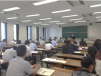 【大学院】人間社会学研究科修士論文公開諮問会が行われました。
