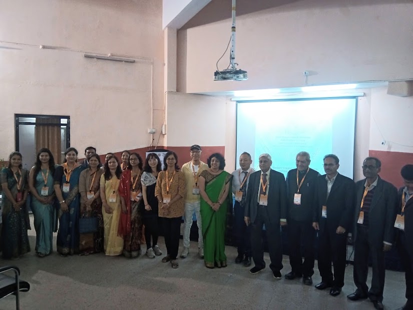 【大学院】大学院薬学研究科教員が第108回インド科学会議で招待講演を行いました